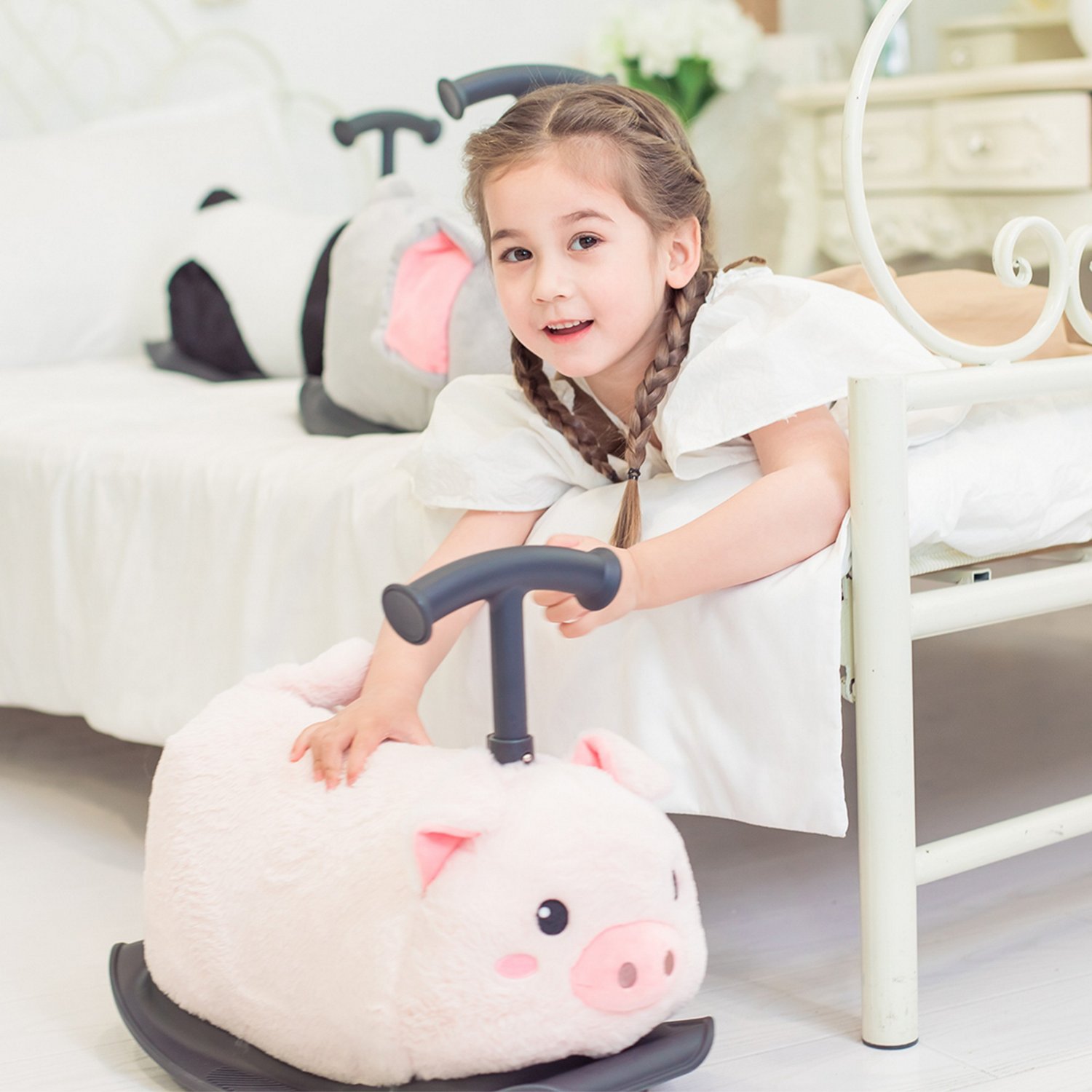 Yvolution Toddlers' My Buddy Wheels Pig Ride-On Toy                                                                              - view number 4