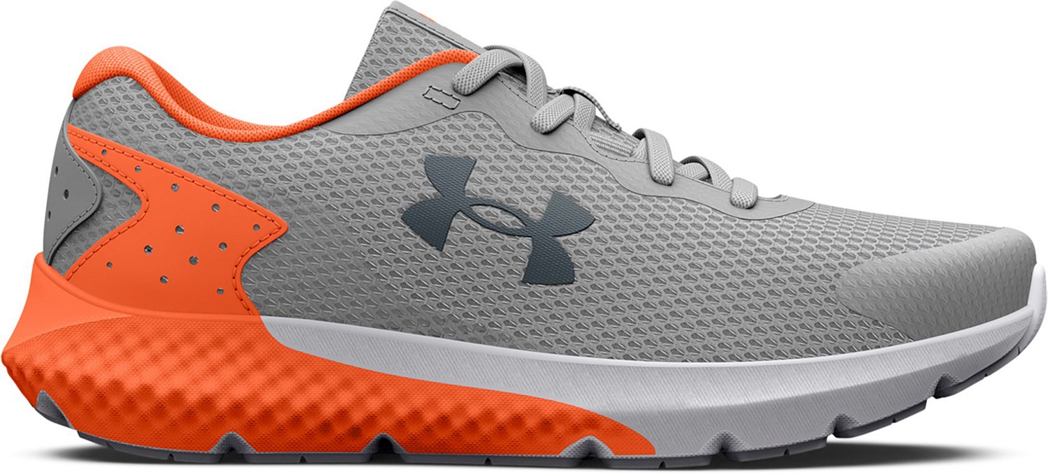 Academy under deals armour shoes