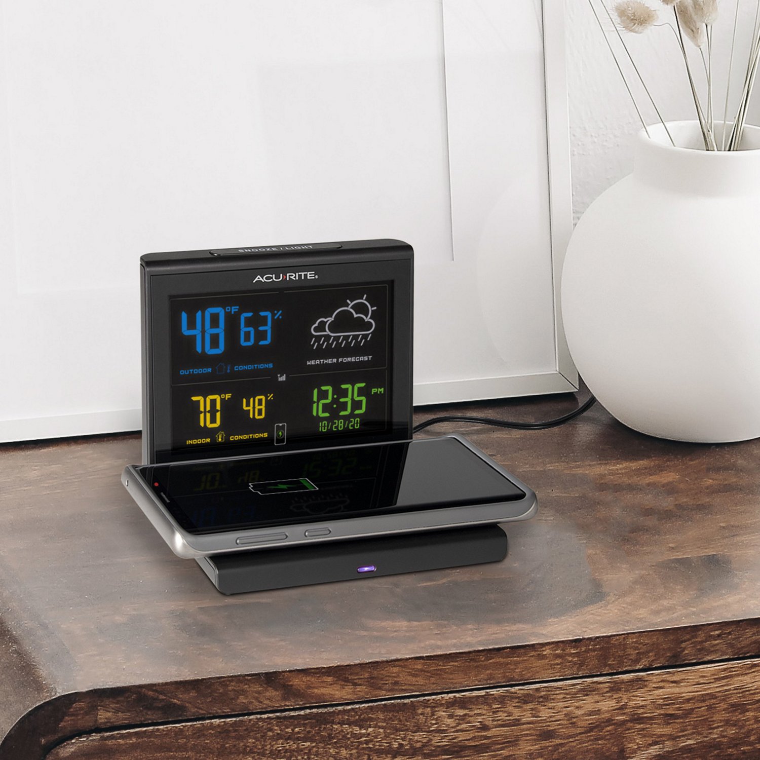AcuRite Wireless Charger Weather Forecaster                                                                                      - view number 5