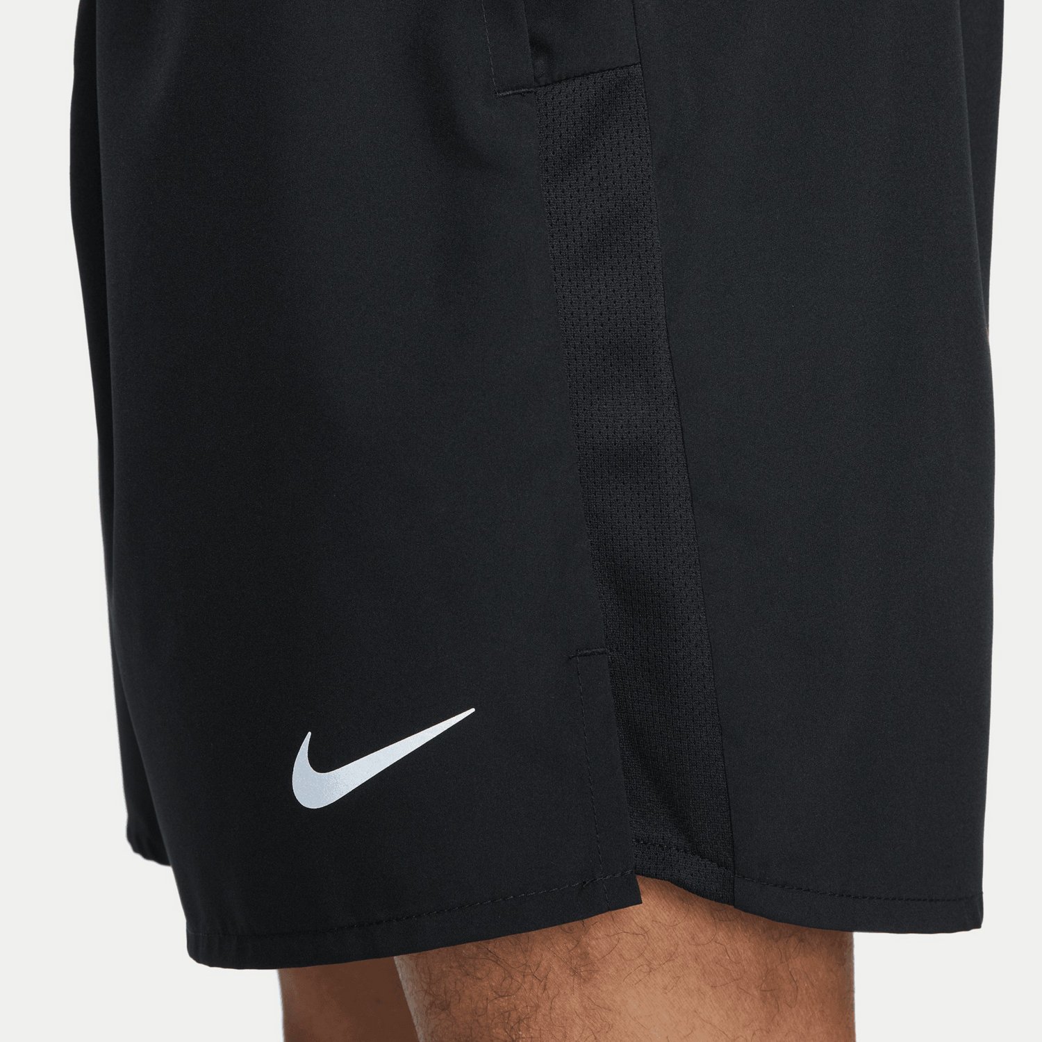 Nike Men's Dri-FIT Challenger Unlined Running Shorts 7 in - view number 6