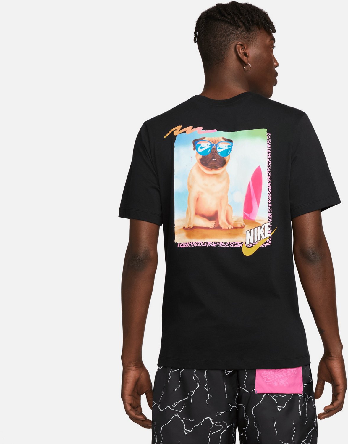 Saltar ignorancia acortar Nike Men's Beach Pug T-shirt | Academy