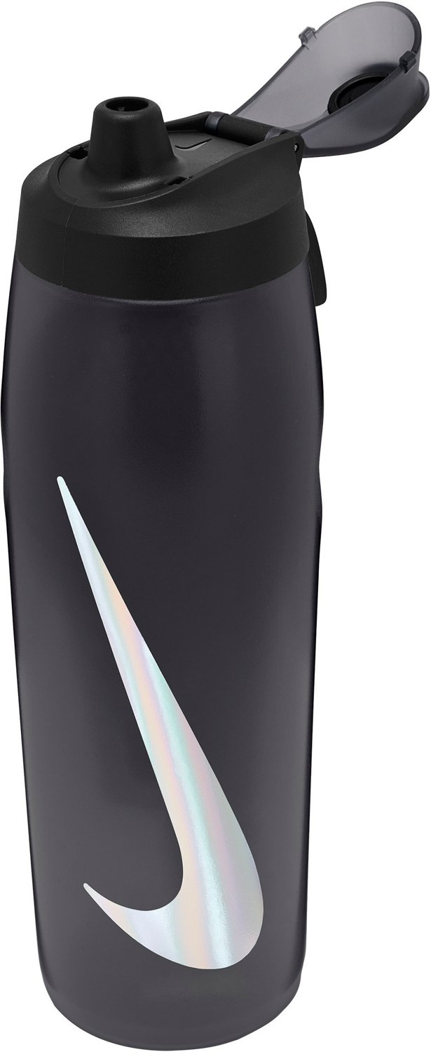 Nike Refuel 32 oz Locking Lid Water Bottle