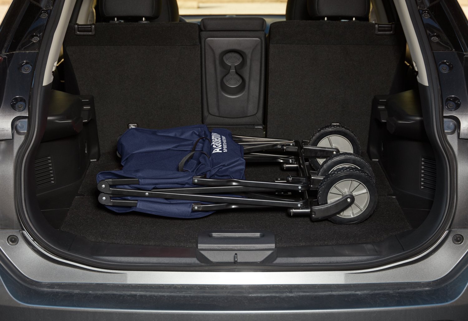 Academy Sports + Outdoors Folding Sports Wagon with Removable Bed - view number 4