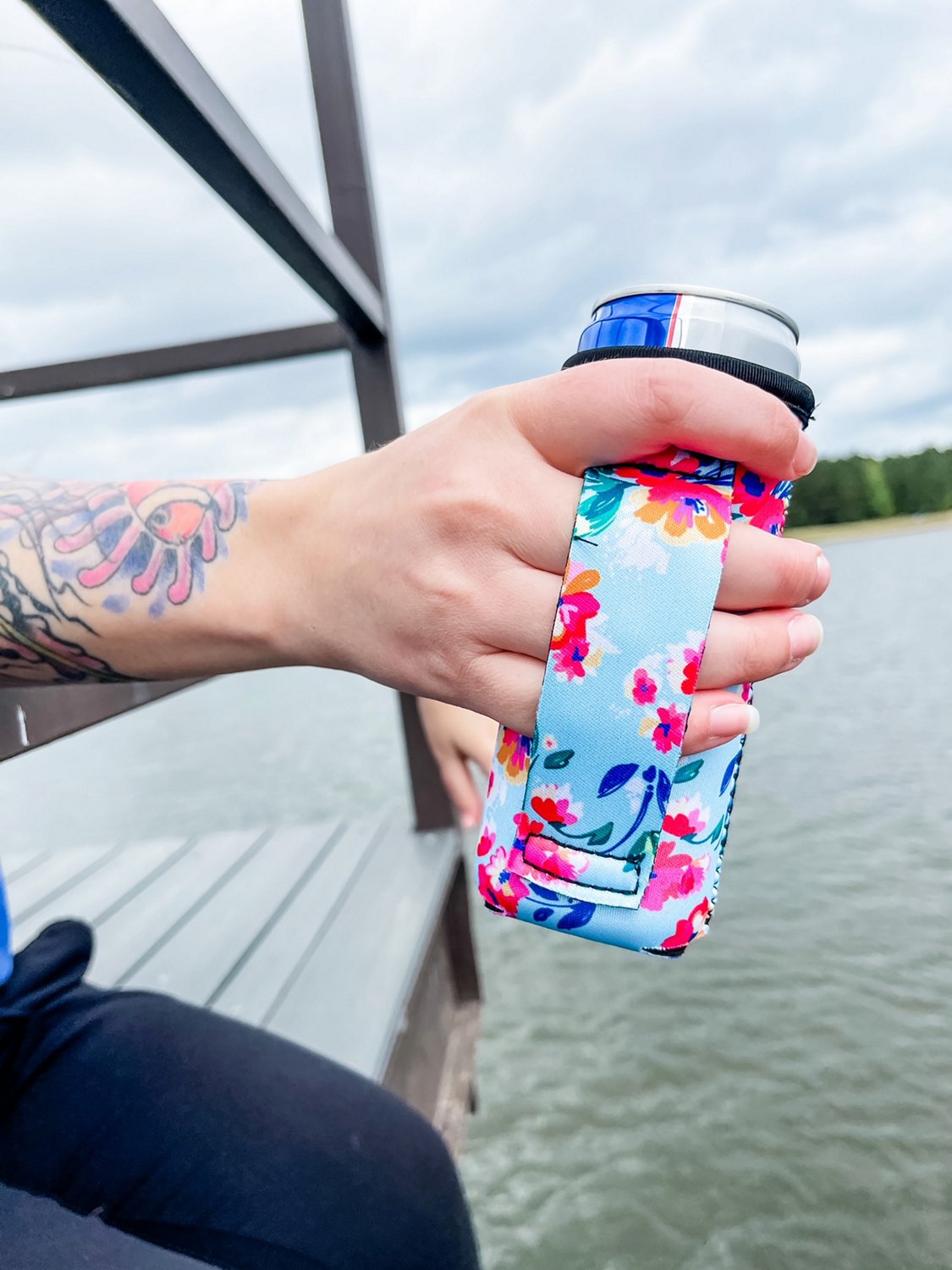 Lit Handlers Spring Floral 12 oz Slim Can Handler                                                                                - view number 2