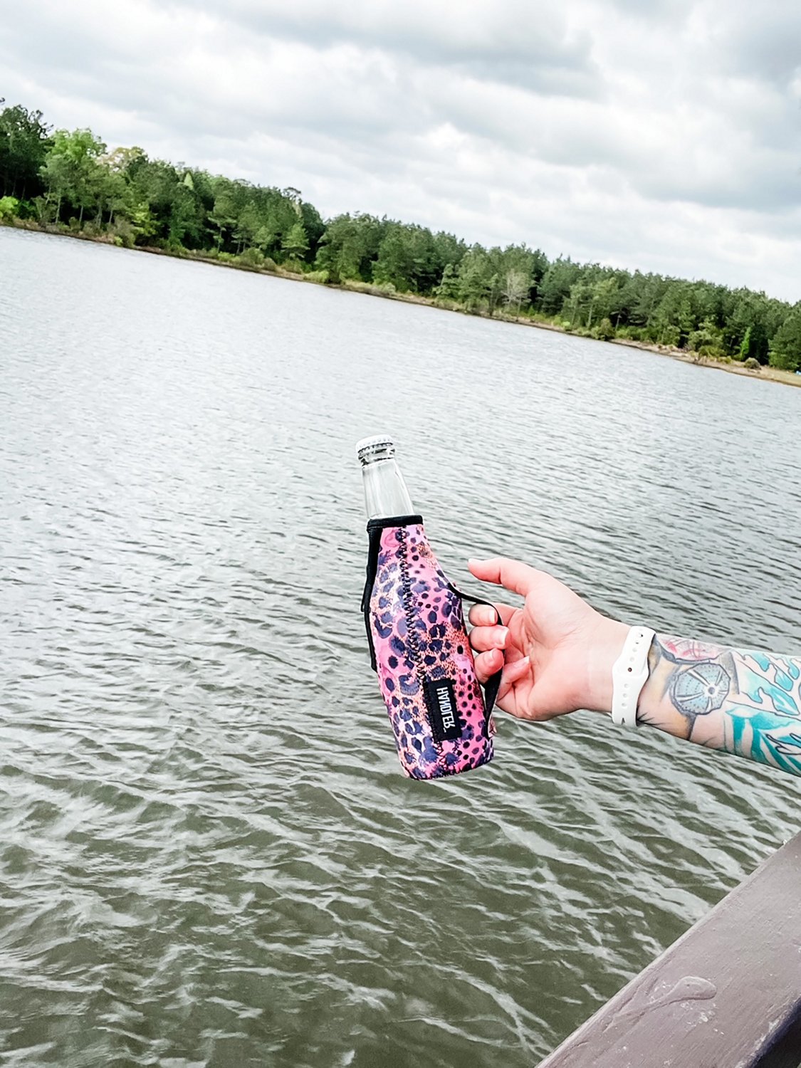 Lit Handlers 12 oz Stubby Bottle Holder