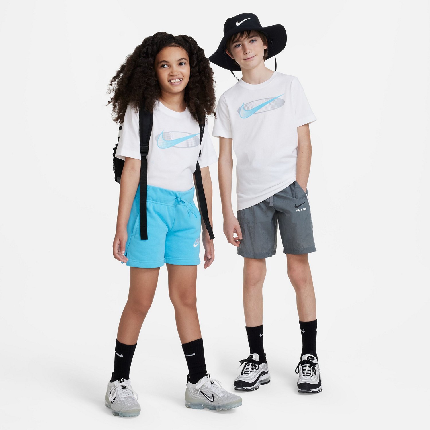 Nike Boys\' Sportswear | Brandmark T-shirt Core Academy