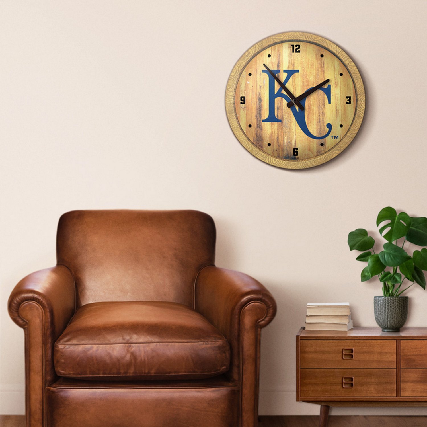The Fan-Brand Kansas City Royals Faux Barrel Top Wall Clock - view number 5