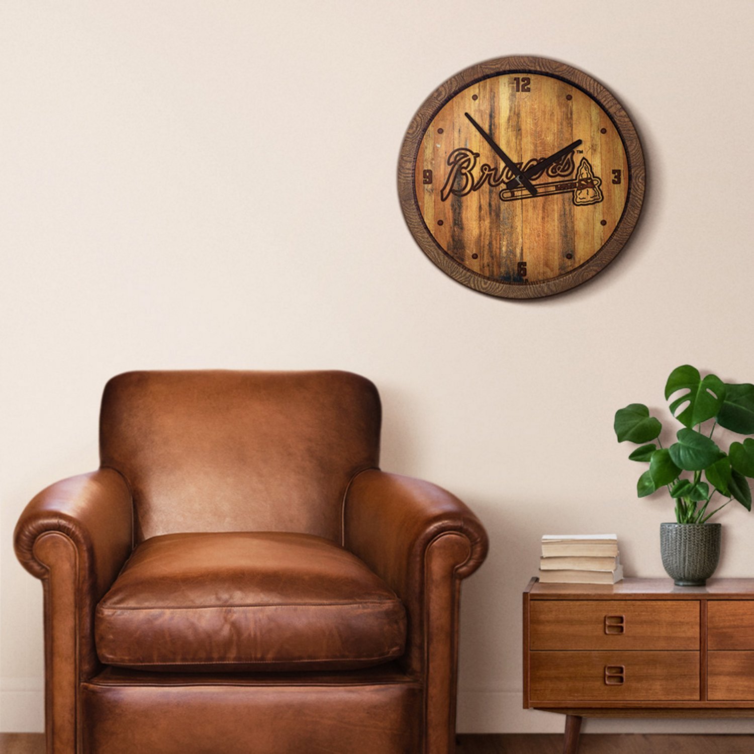 The Fan-Brand Atlanta Braves Branded Faux Barrel Top Wall Clock - view number 5