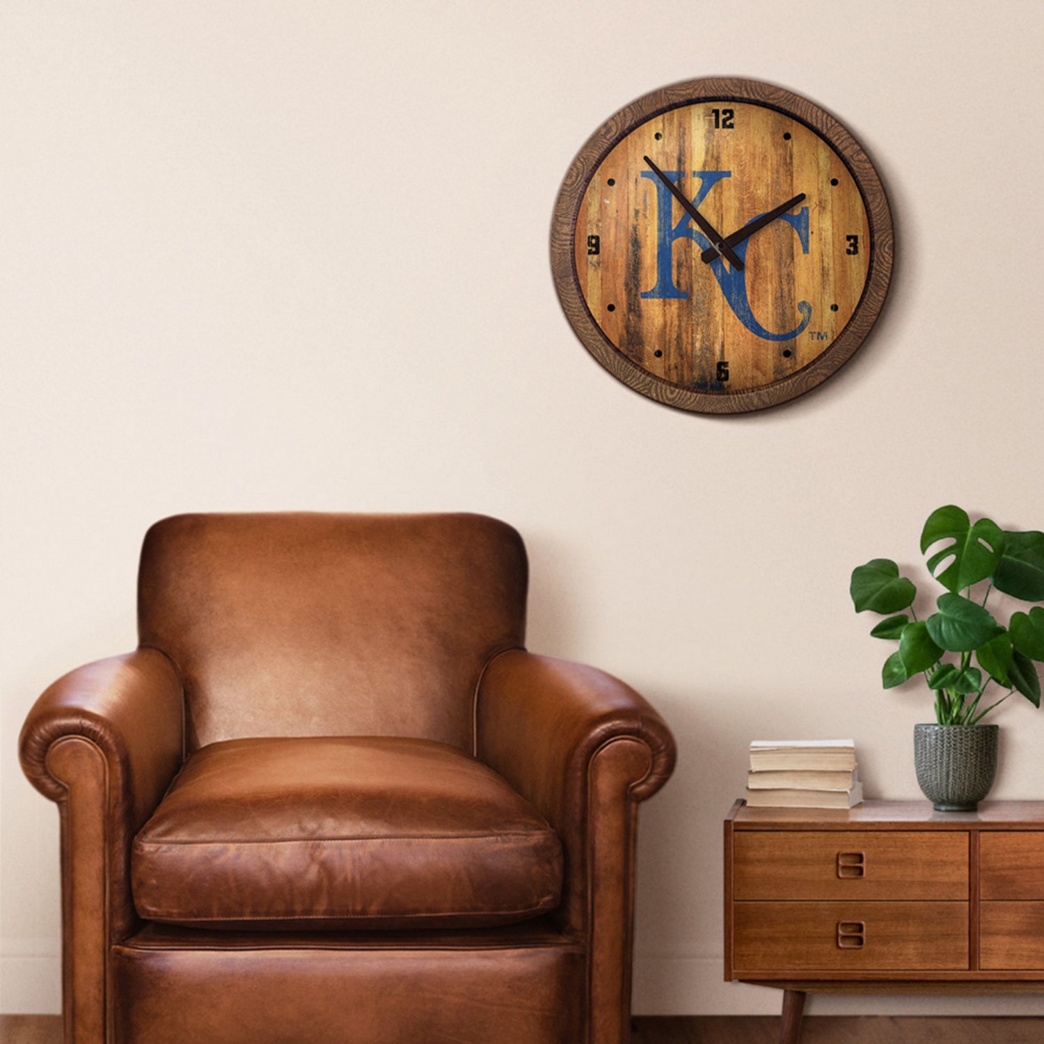 The Fan-Brand Kansas City Royals Faux Barrel Top Wall Clock - view number 4