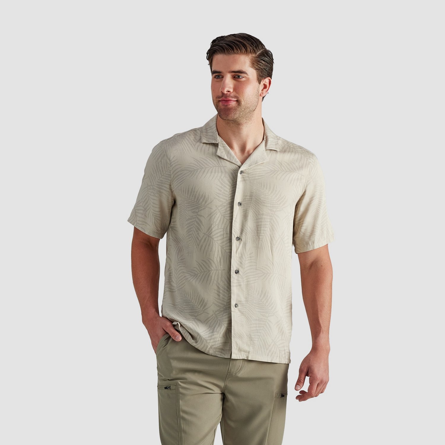 Chicago Cubs Tommy Bahama Bay Back Panel Button-Up Shirt - Gray
