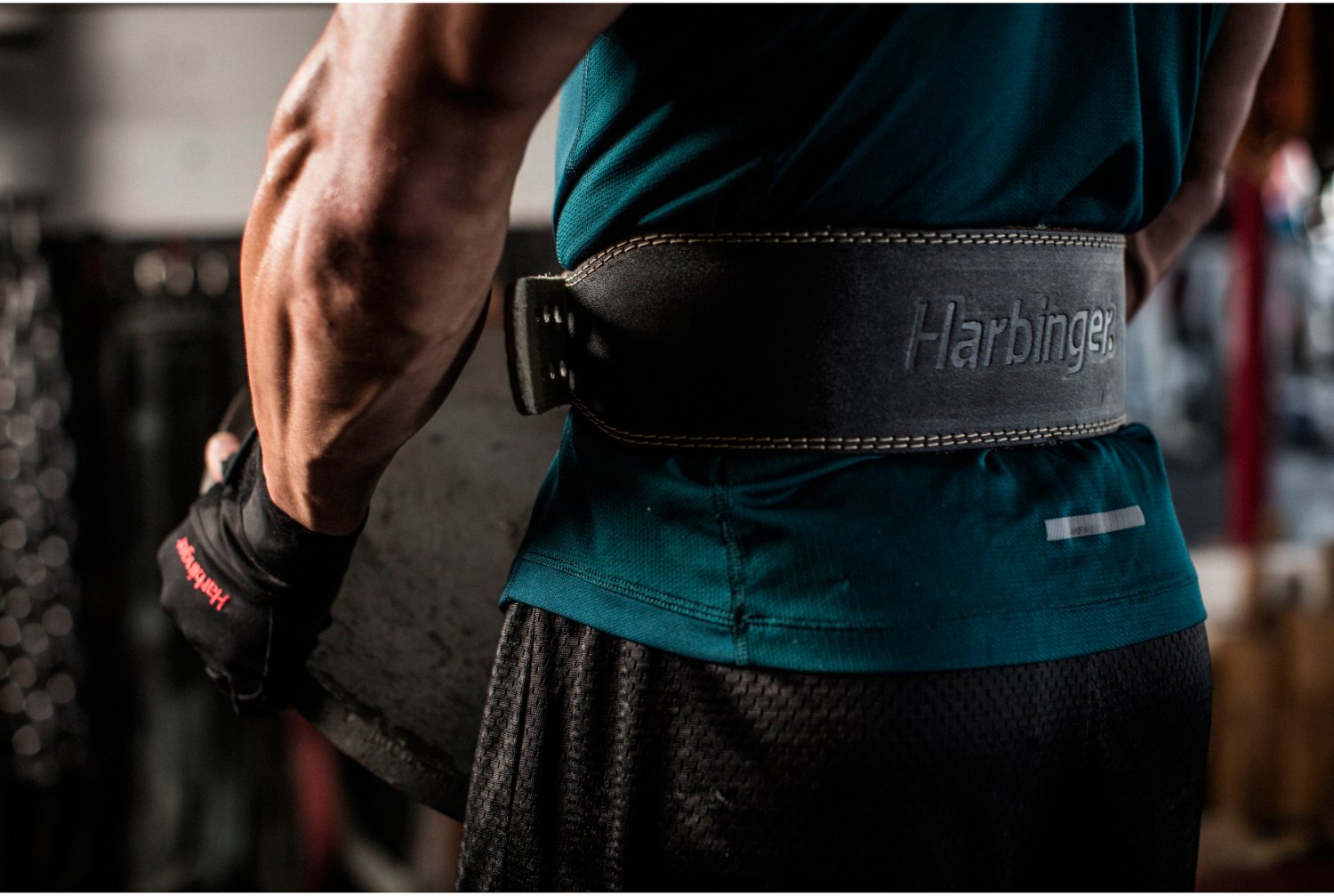 Harbinger 4 Padded Leather Weight Lifting Belt - Medium