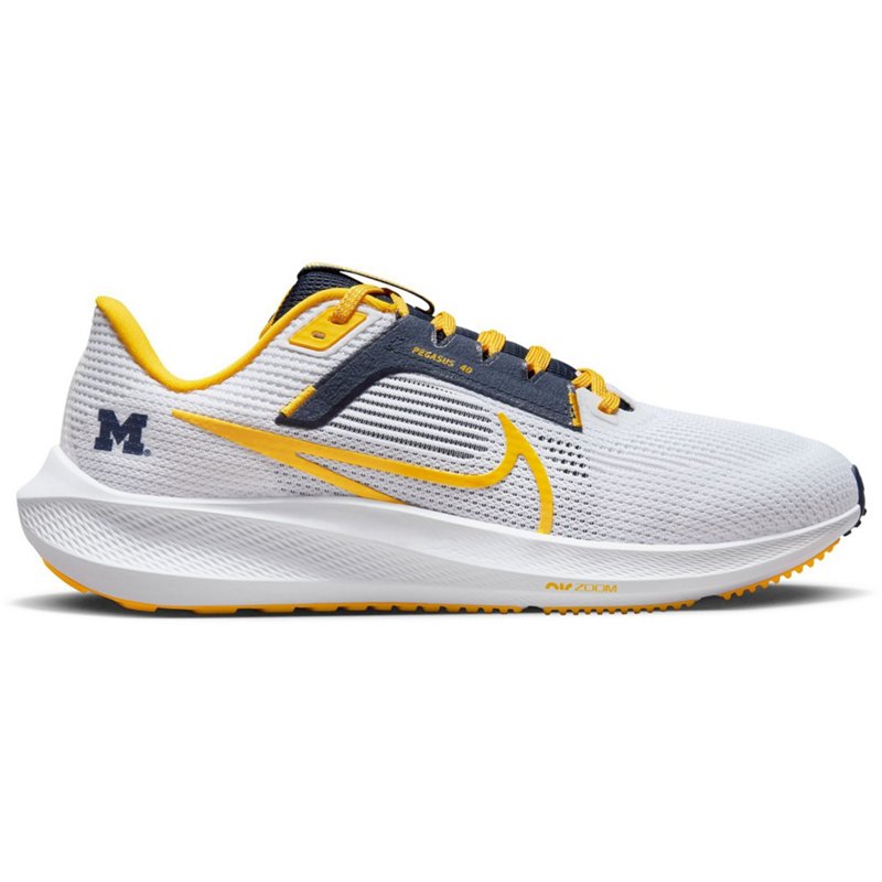 Nike Men's Universi… - image