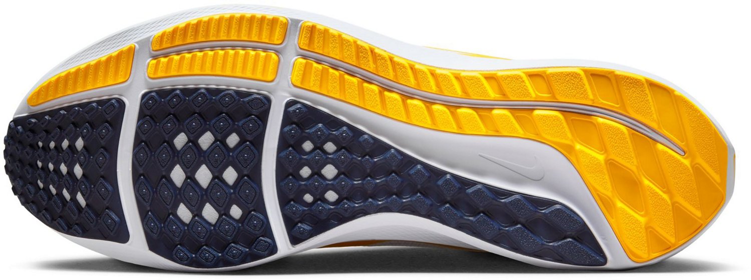 university of michigan nike shoes