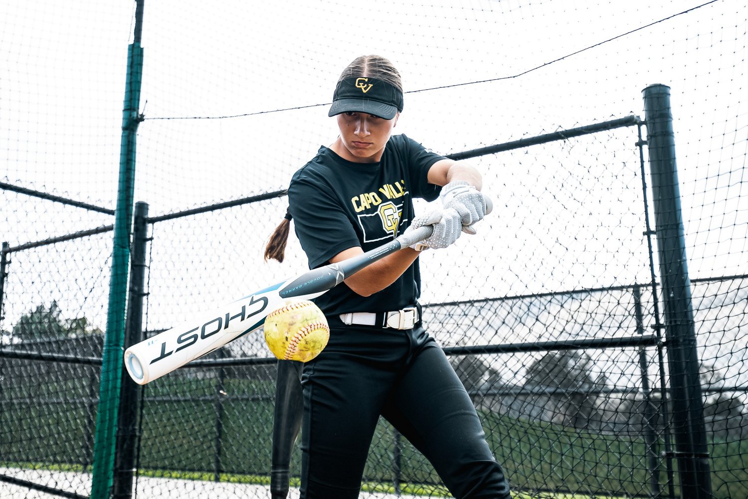 EASTON Women's 2023 Ghost Double Barrel Fastpitch Softball Bat (-10) - view number 7