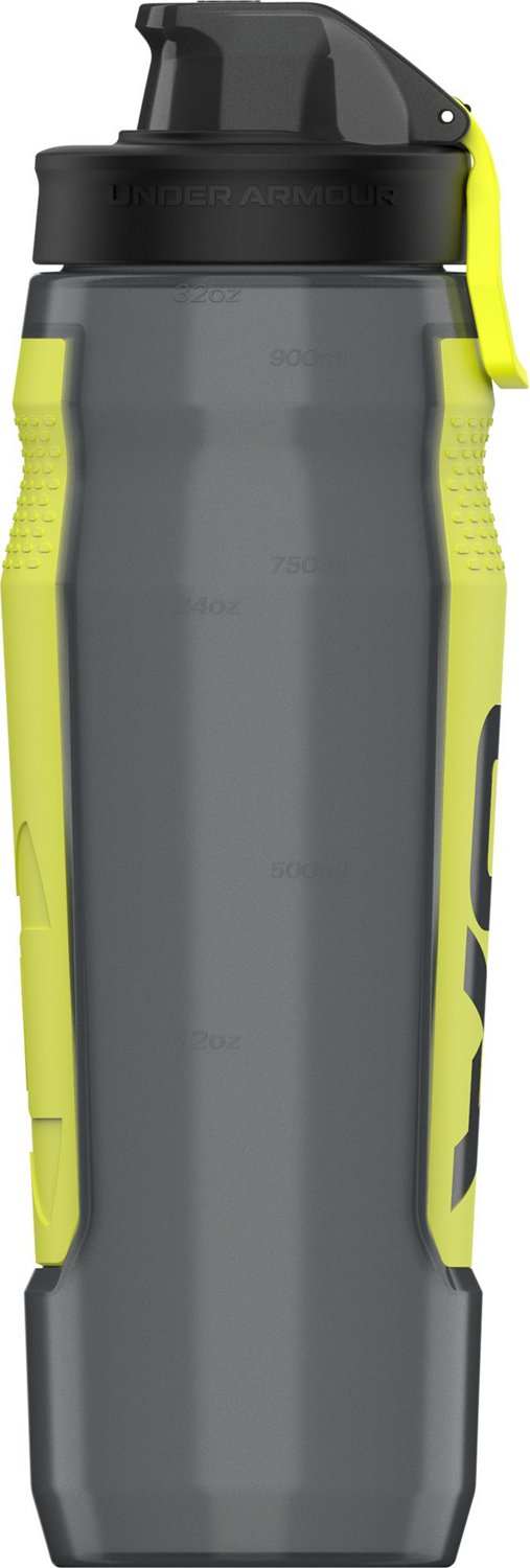 Under Armour 32 oz Playmaker Squeeze Water Bottle - view number 3