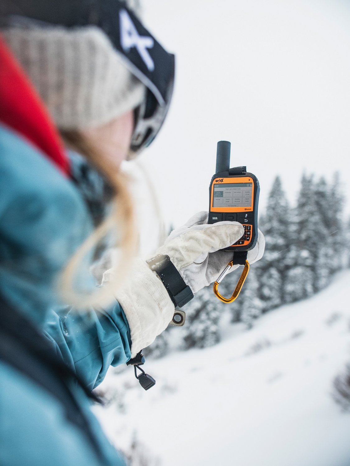 Spot X 2-Way Satellite Messenger with Bluetooth                                                                                  - view number 4