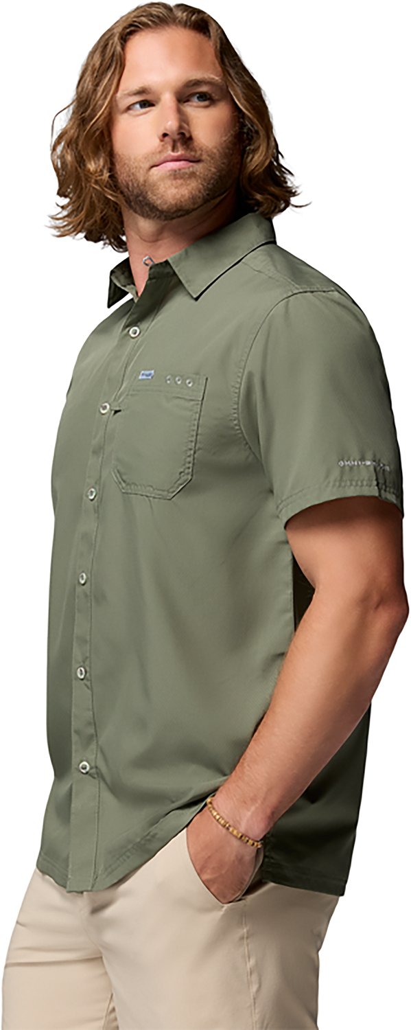 Columbia Sportswear Men's Slack Tide Camp Button Down Shirt