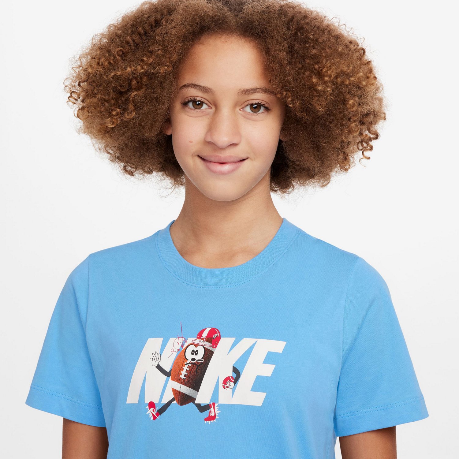 Nike Boys' Sportswear Football Graphic Tshirt Academy
