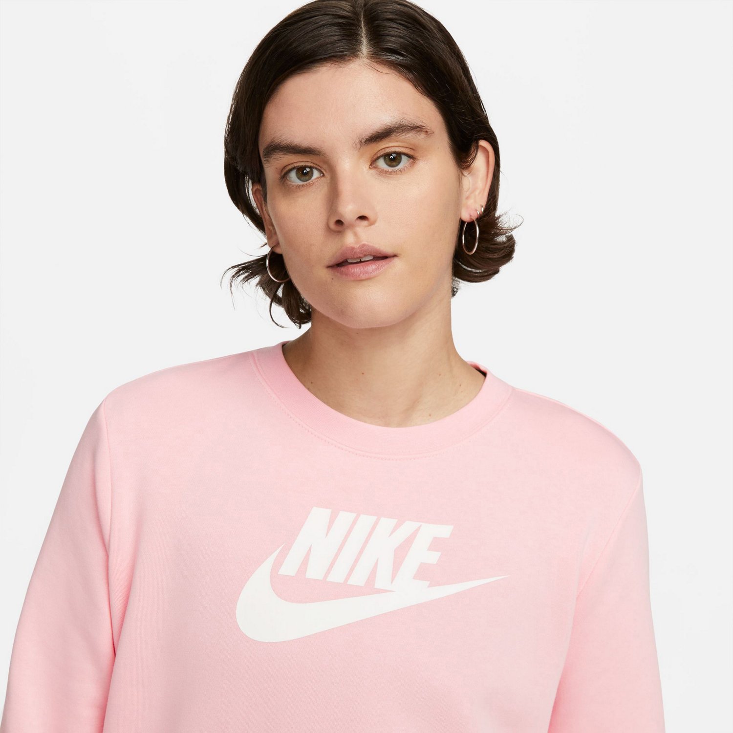 Womens pink 2025 nike crewneck