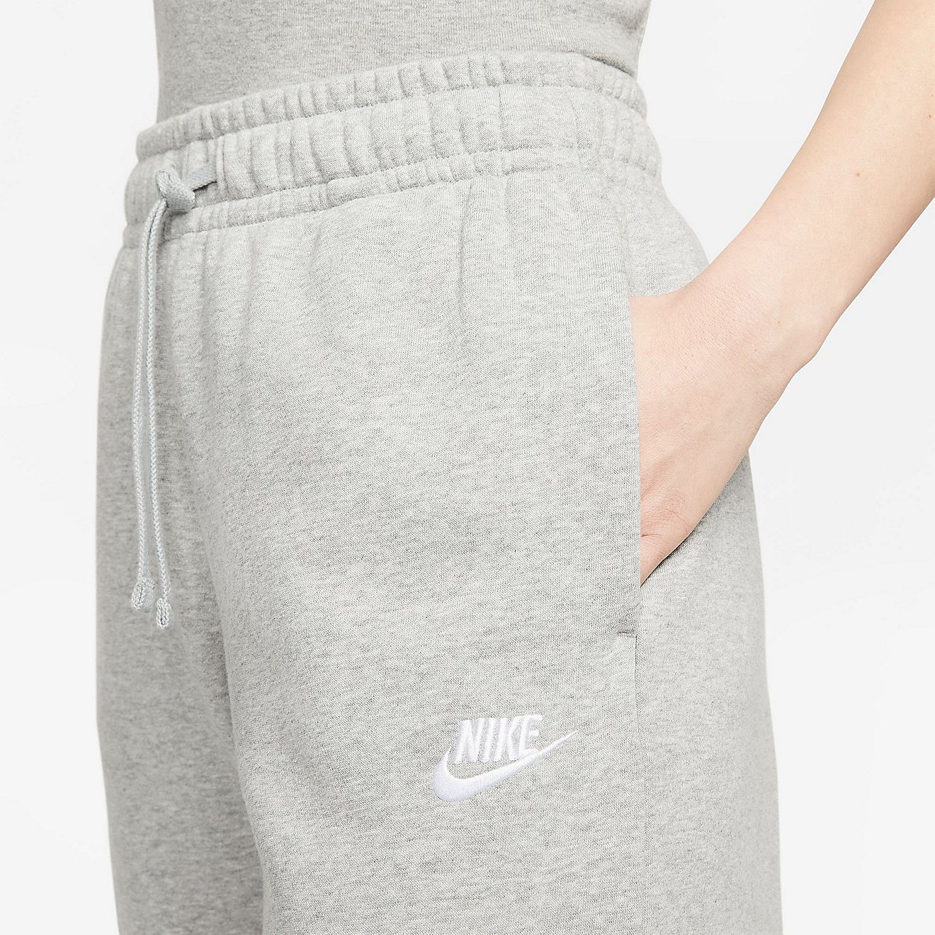 Nike Women's Sportswear Club Fleece Mid-Rise Wide-Leg Sweatpants                                                                 - view number 3