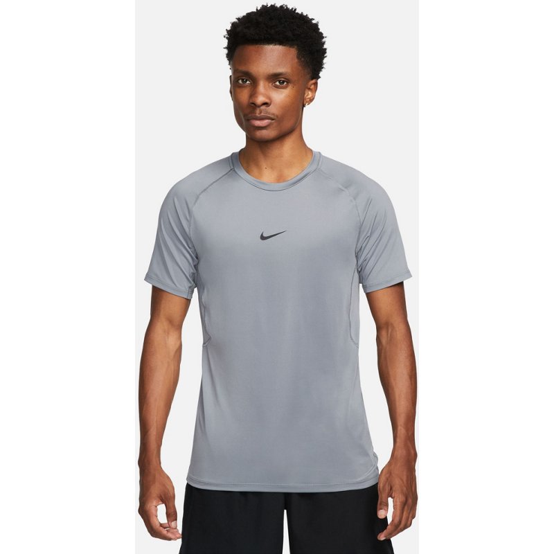 Nike Men's Slim Sho… - image