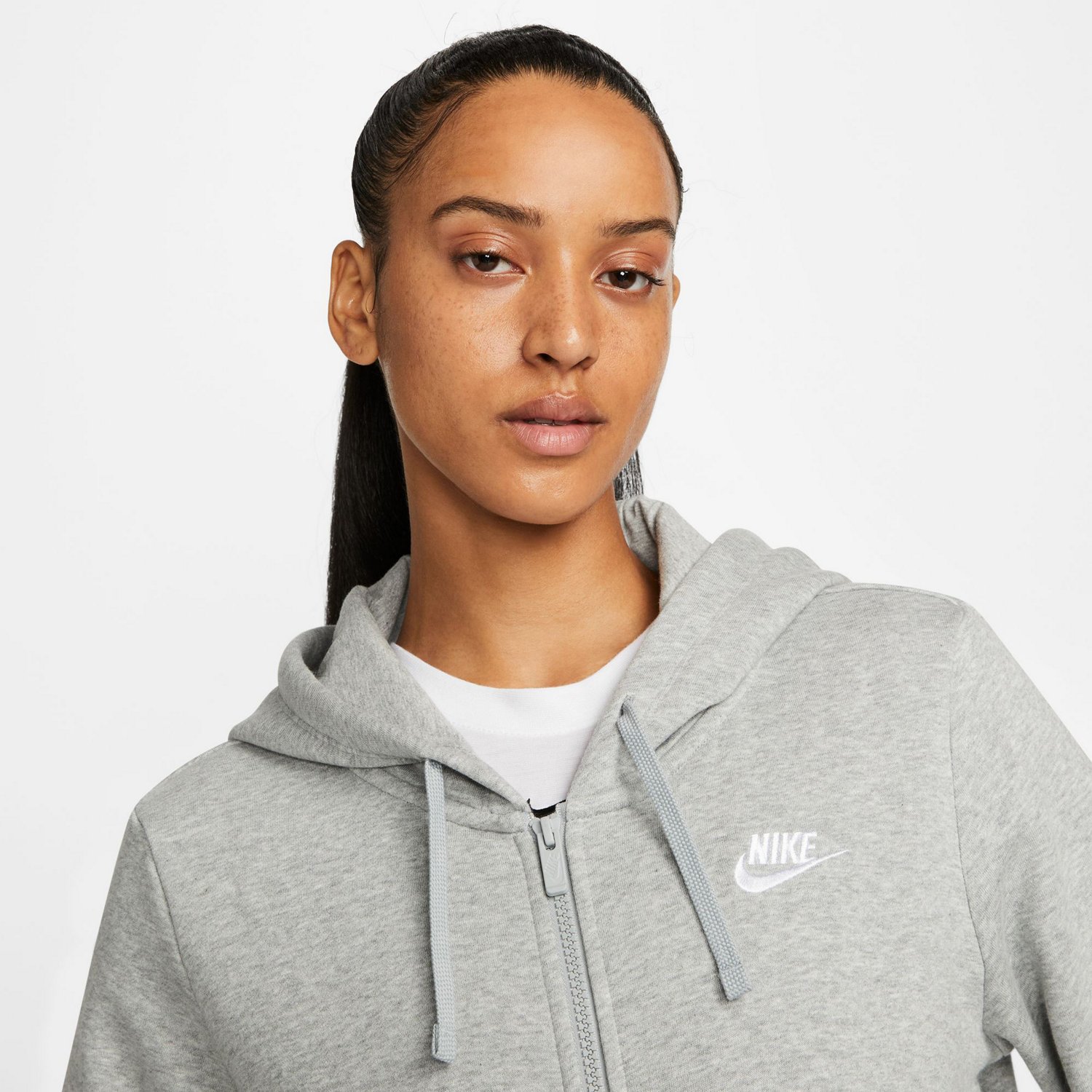 Nike Women's Club Fleece Full-Zip Hoodie - view number 3