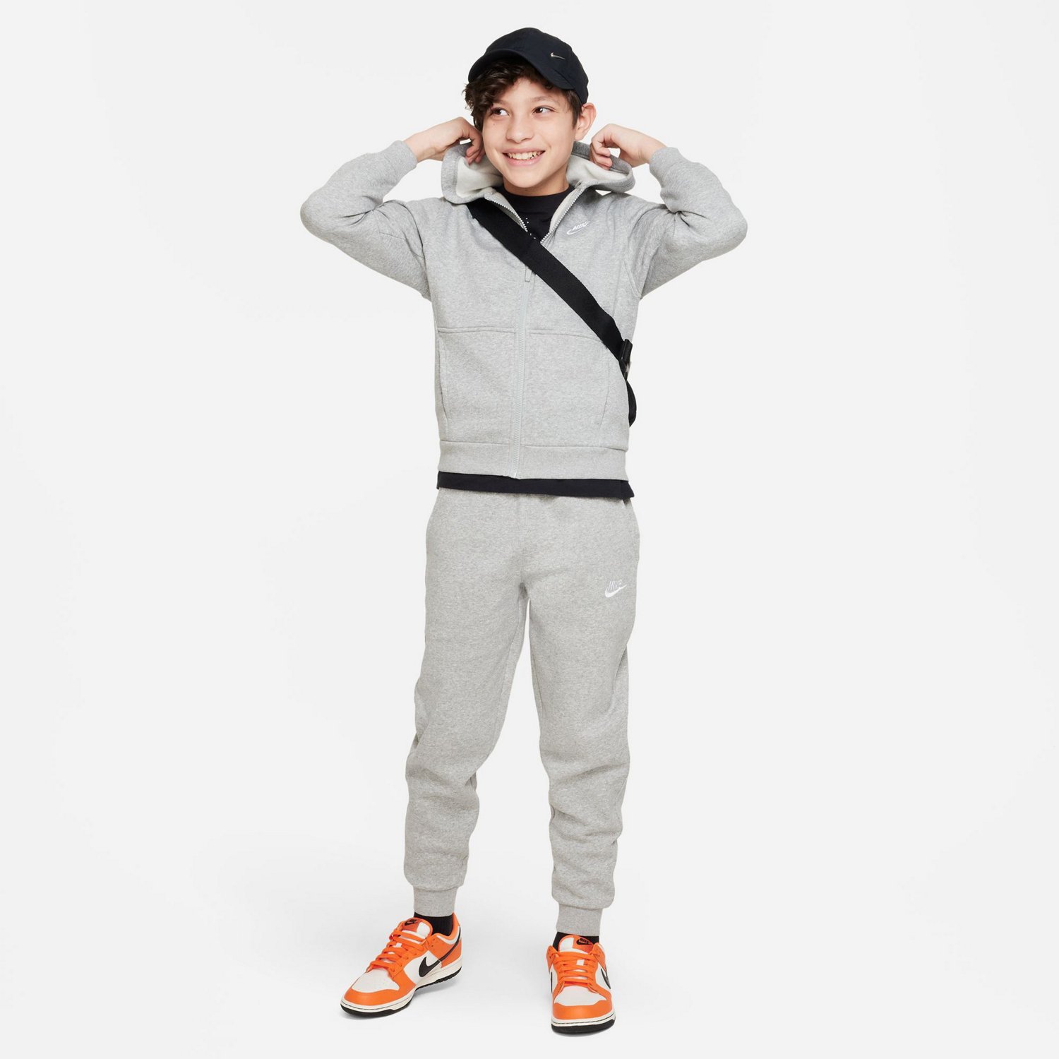 Nike fleece joggers online junior