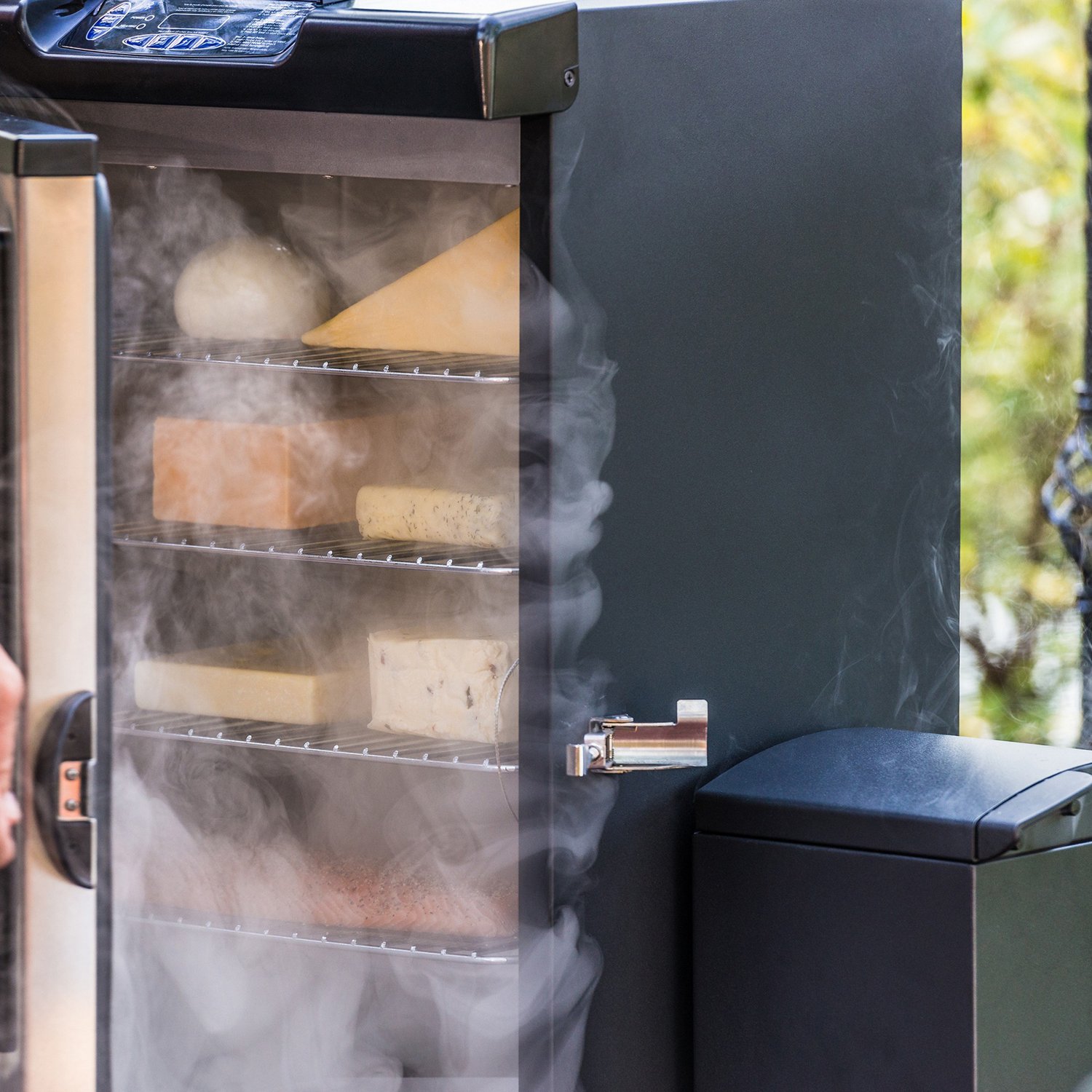 Masterbuilt Slow Smoker - view number 7
