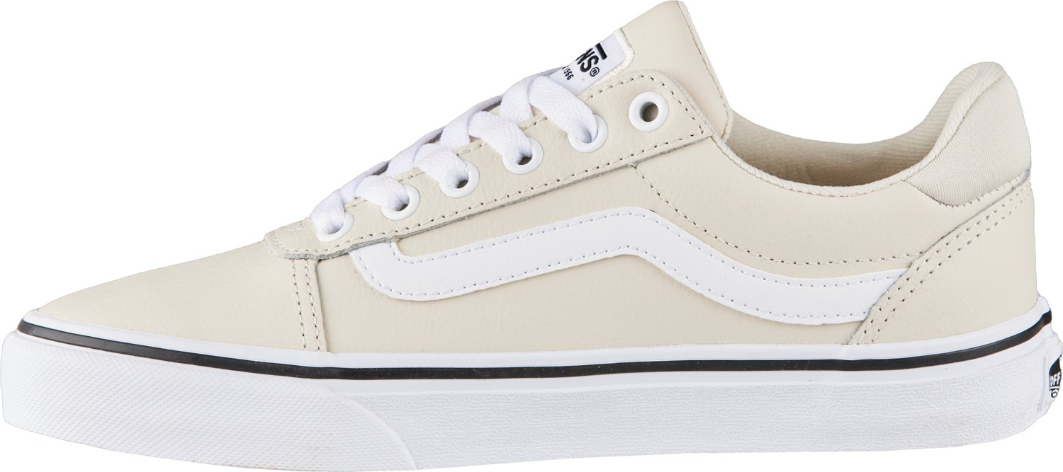 Vans women's clearance ward deluxe shoes