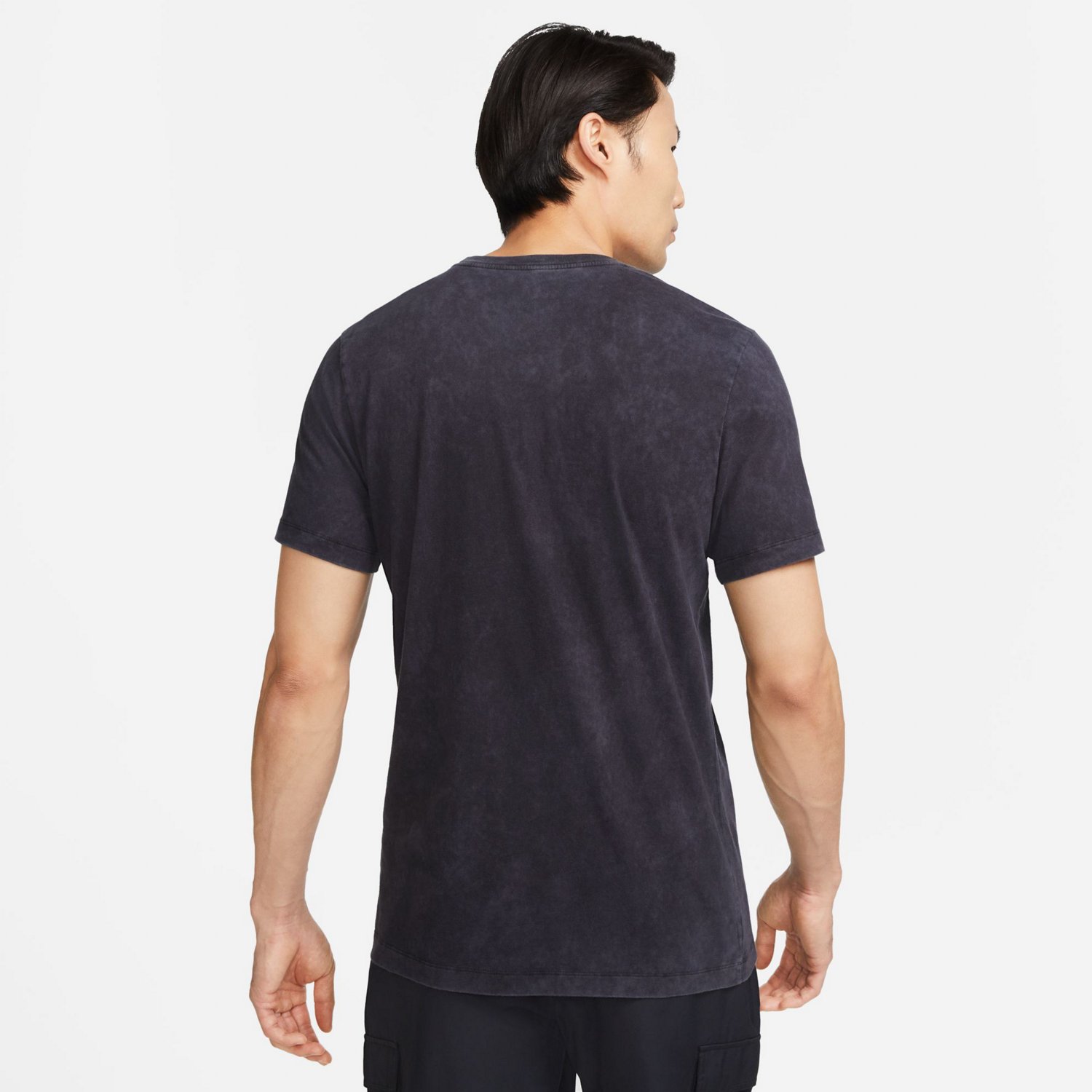 Nike Men's Sportswear Club T-shirt - view number 2