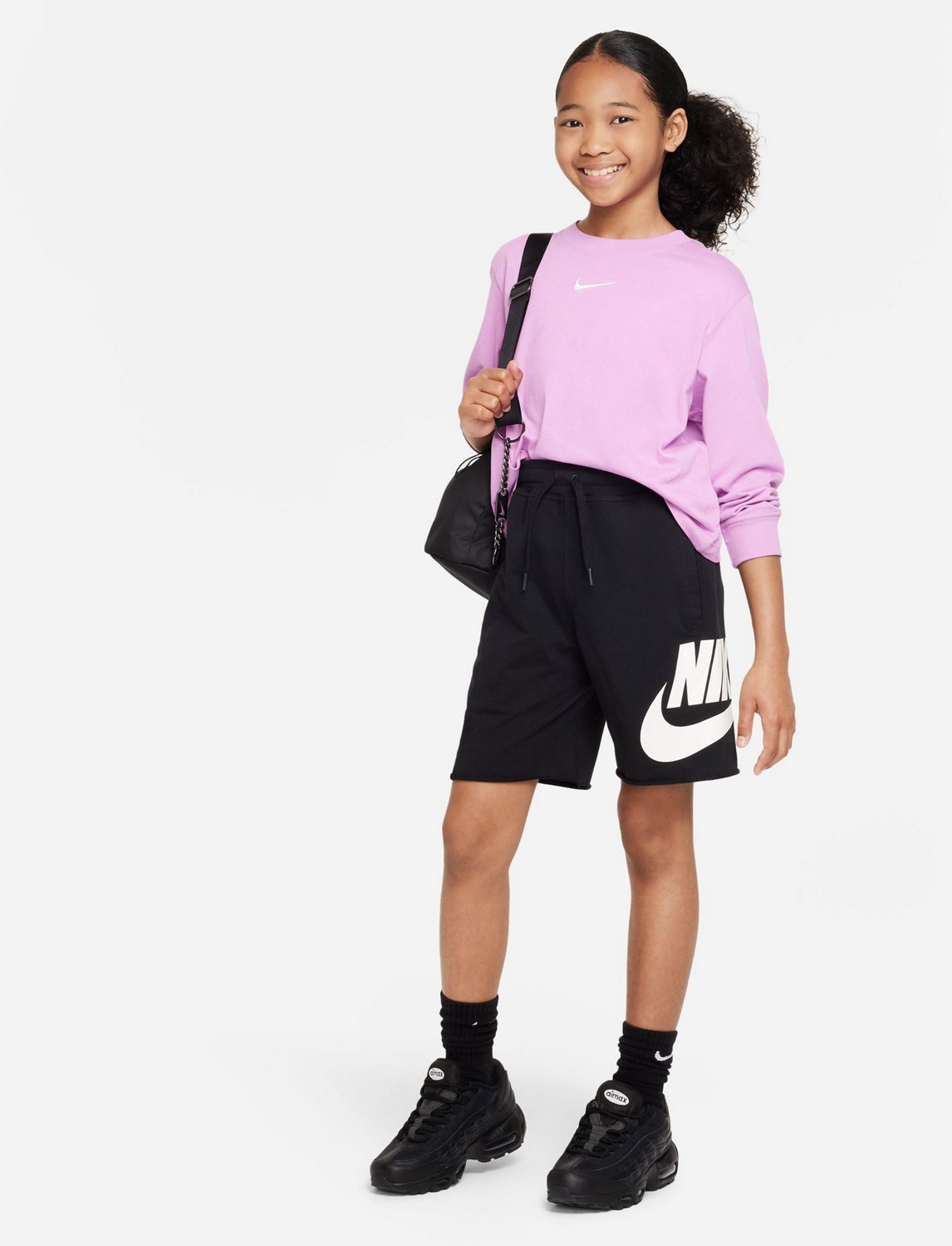 Nike Girls' Sportswear Essential Boxy Long Sleeve Graphic T-shirt - view number 4