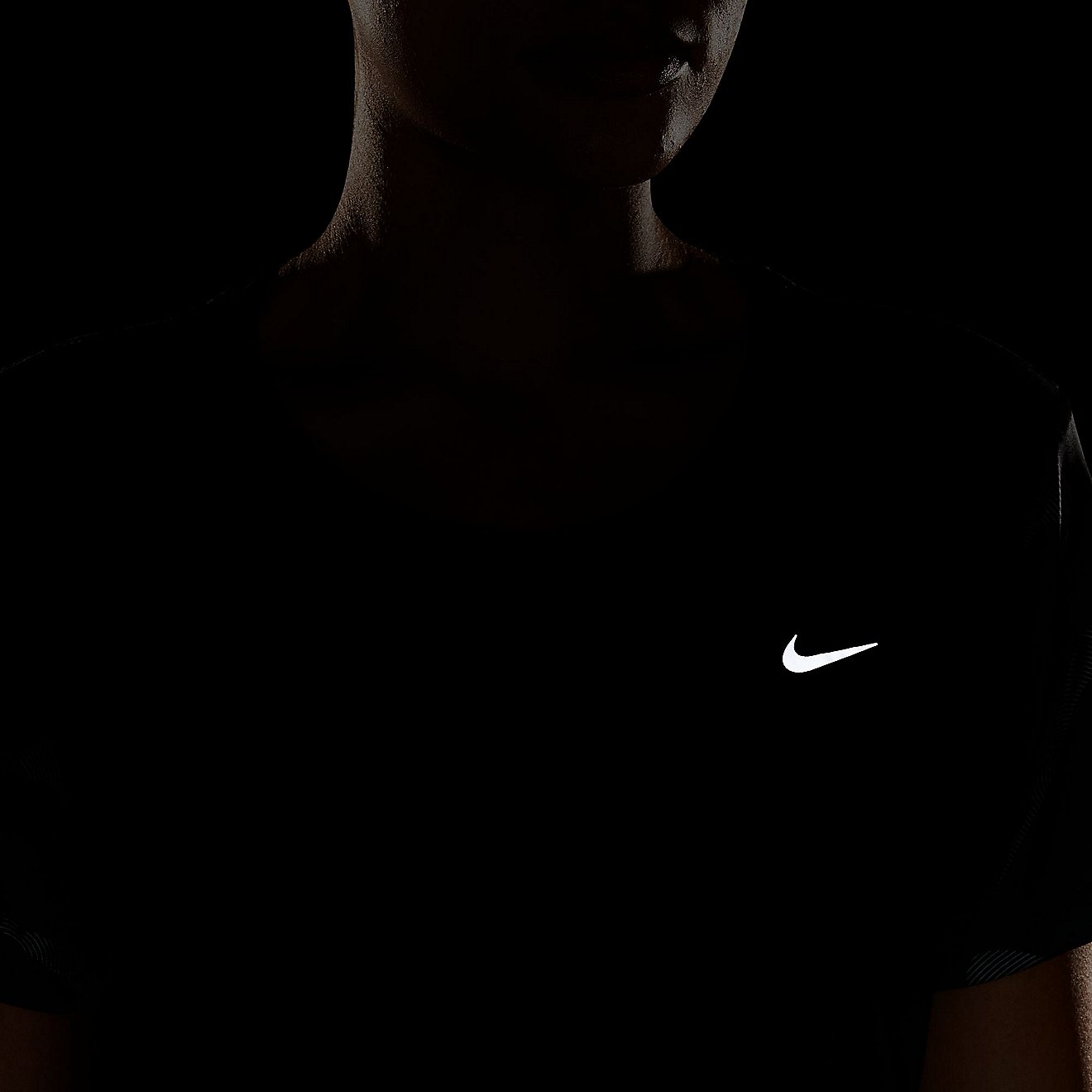 Nike Women's Dri-FIT Swoosh Printed Crop Top | Academy