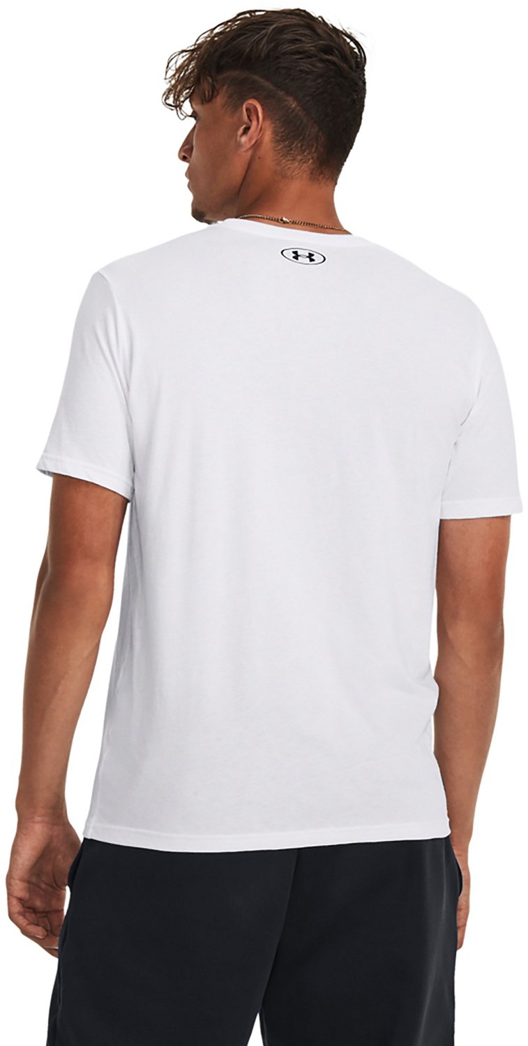 Under Armour Men's Camo Chest Stripe T-shirt