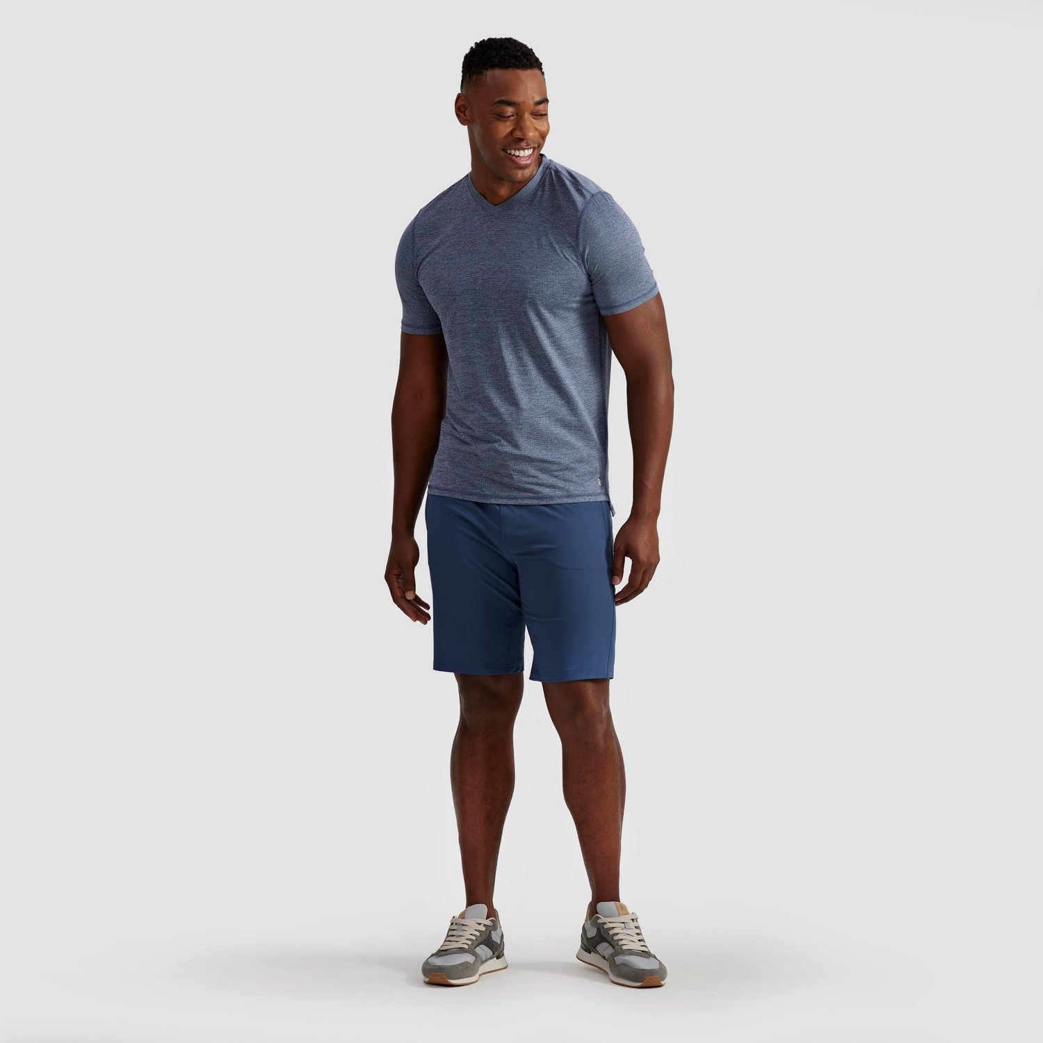 R.O.W. Men's Oliver V-Neck T-shirt - view number 2