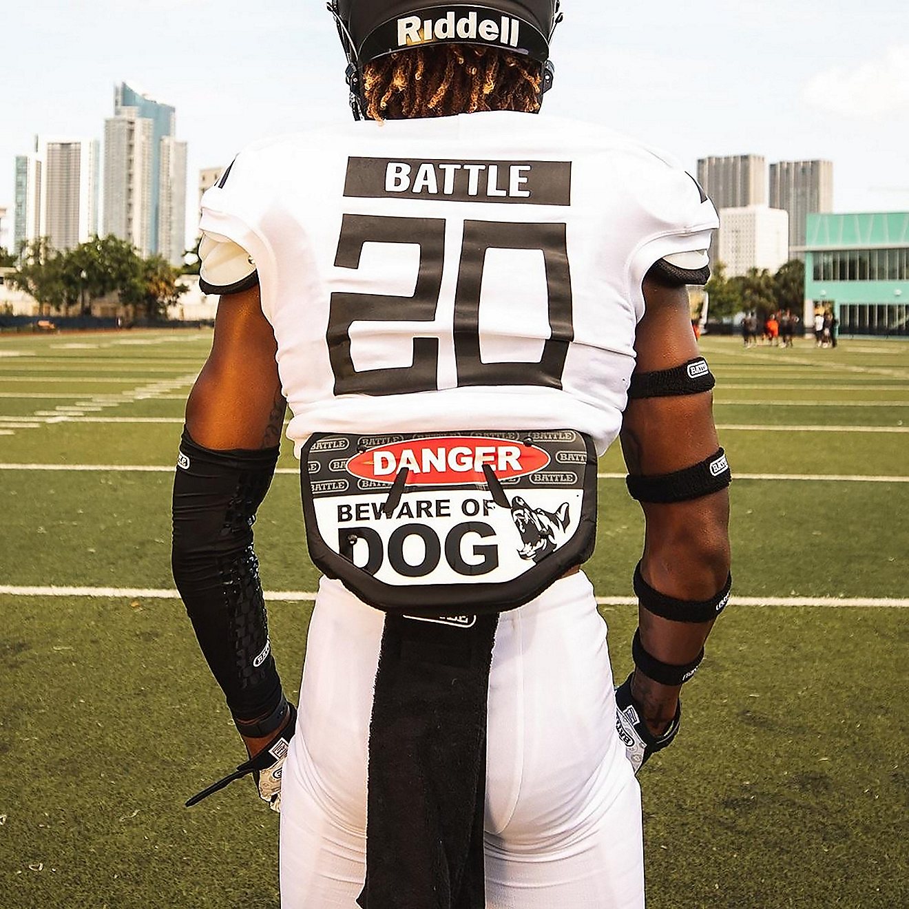 Battle Youth FB Beware of Dog Back Plate                                                                                         - view number 3