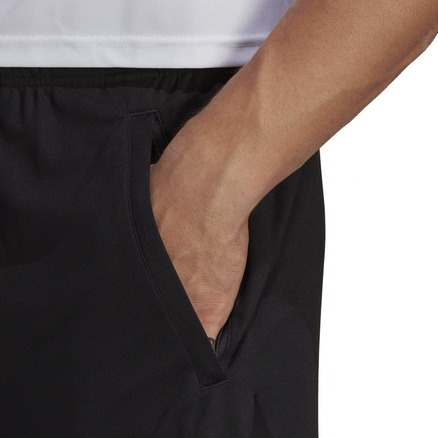 adidas Men's TR-ES Logo Shorts 7-Inch Inseam