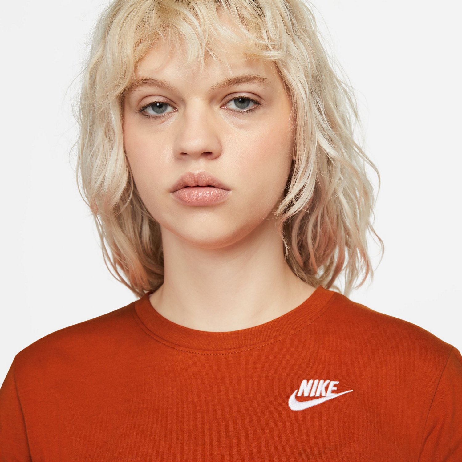 Nike Women's Sportswear Club T-shirt - view number 3