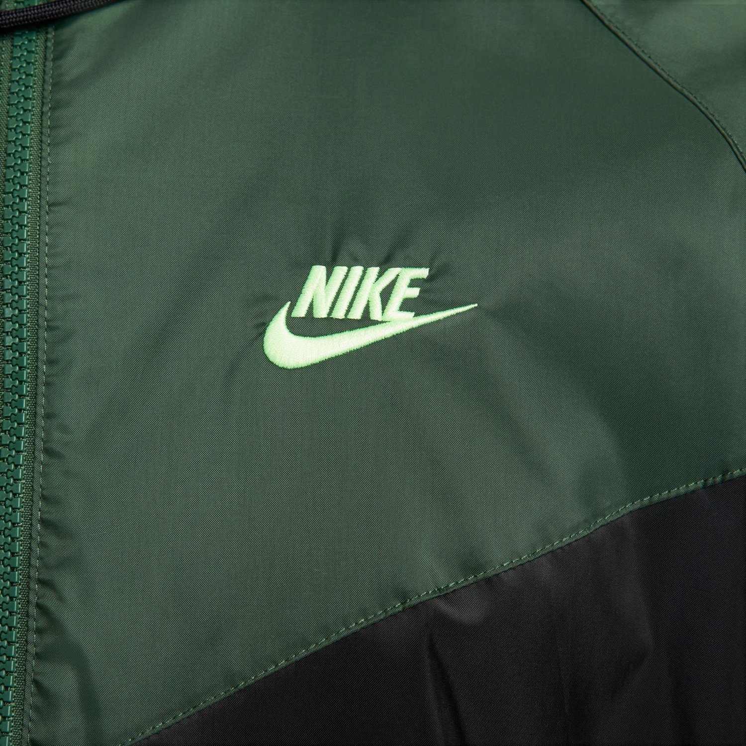 nike men's sportswear windrunner windbreaker