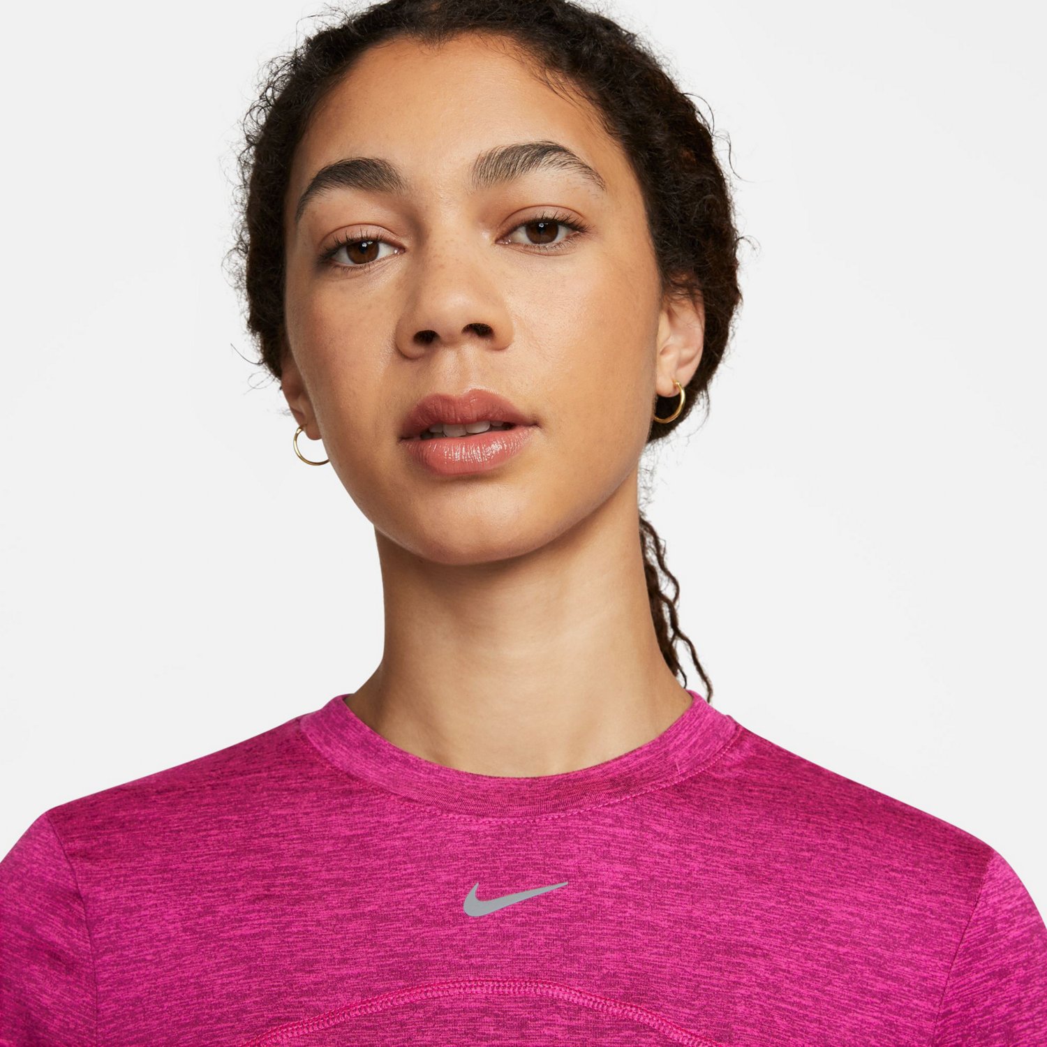 Nike Women's DriFIT Swift Element UV Long Sleeve Tshirt Academy