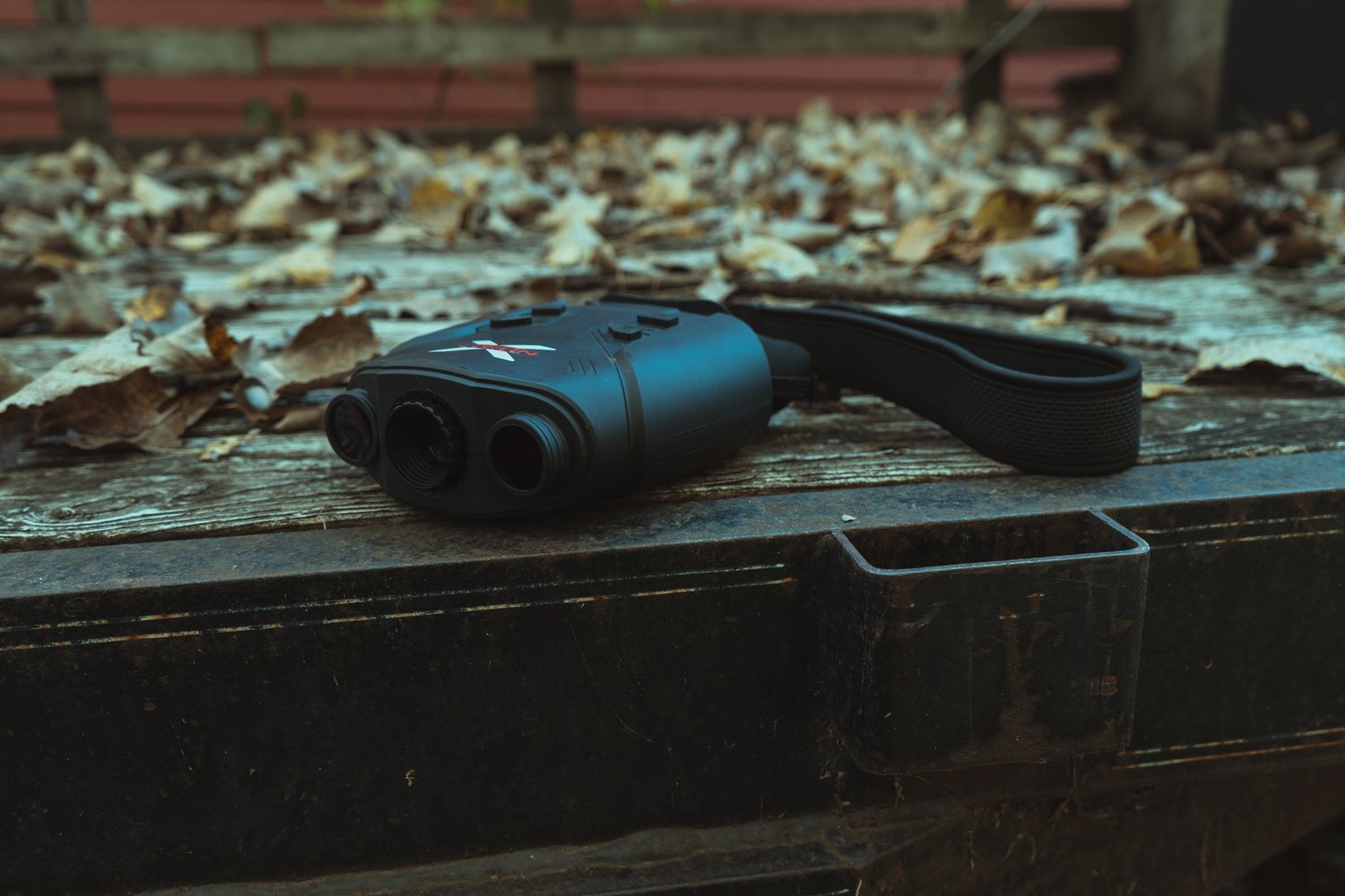 XVision Optics Shadow 37 3 6 x 20 Digital Night Vision Binoculars