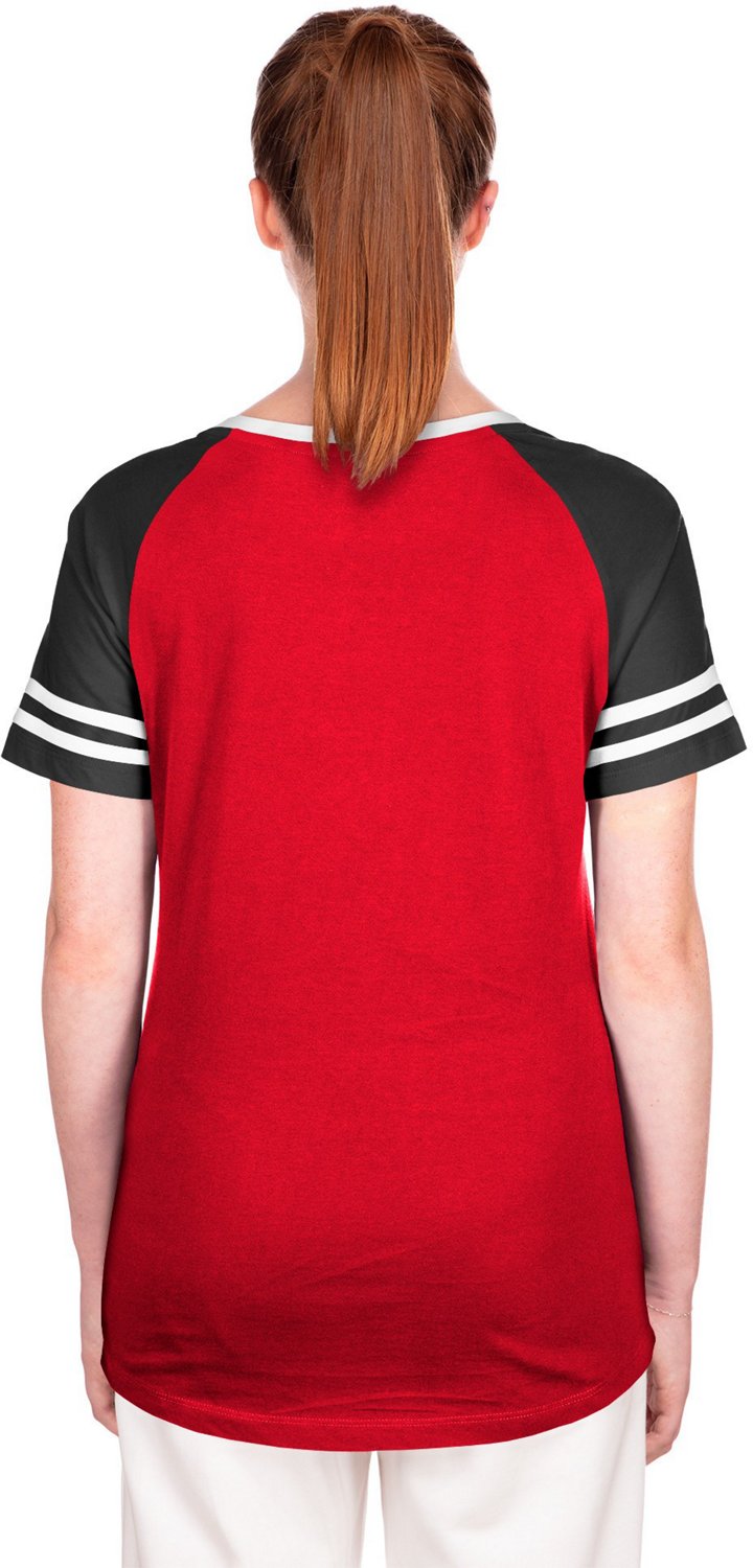 New Era Women's Atlanta Falcons Lace Up Raglan T-shirt - view number 2