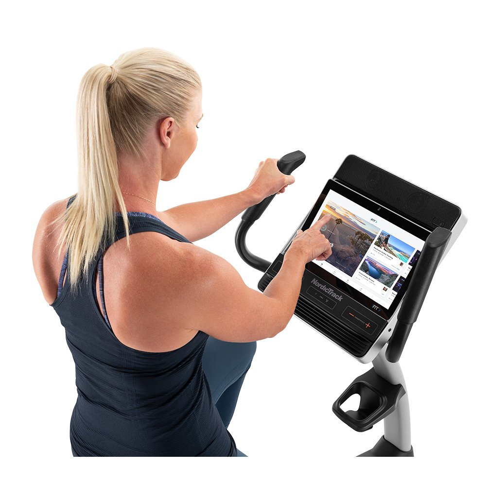NordicTrack Commercial VU 29 Upright Bike Academy