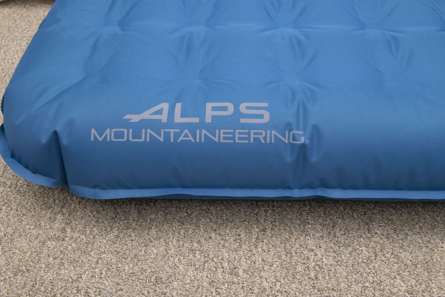 ALPS Mountaineering Twin Vertex Air Bed Academy