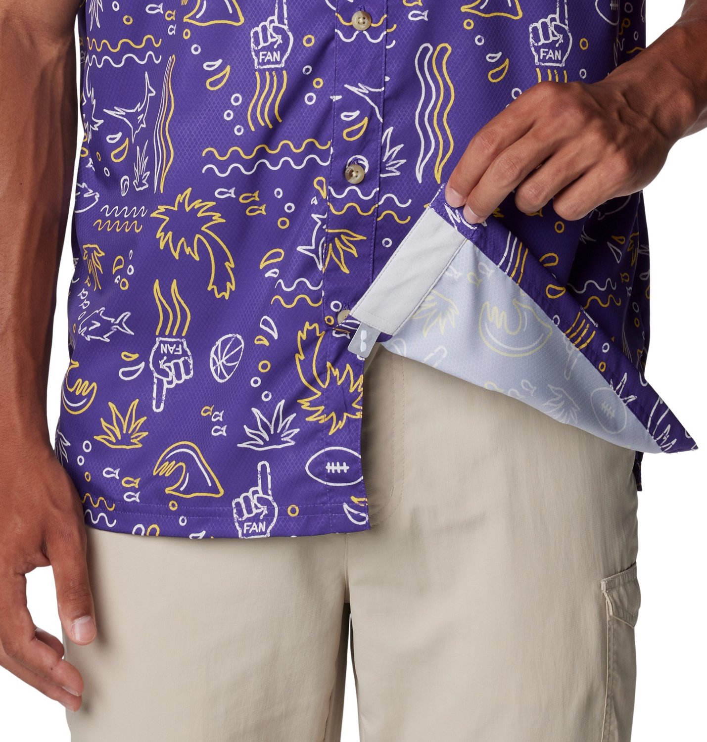 Columbia Sportswear Men's Louisiana State University Super Slack Tide Fish Fan Button Down Shirt - view number 6