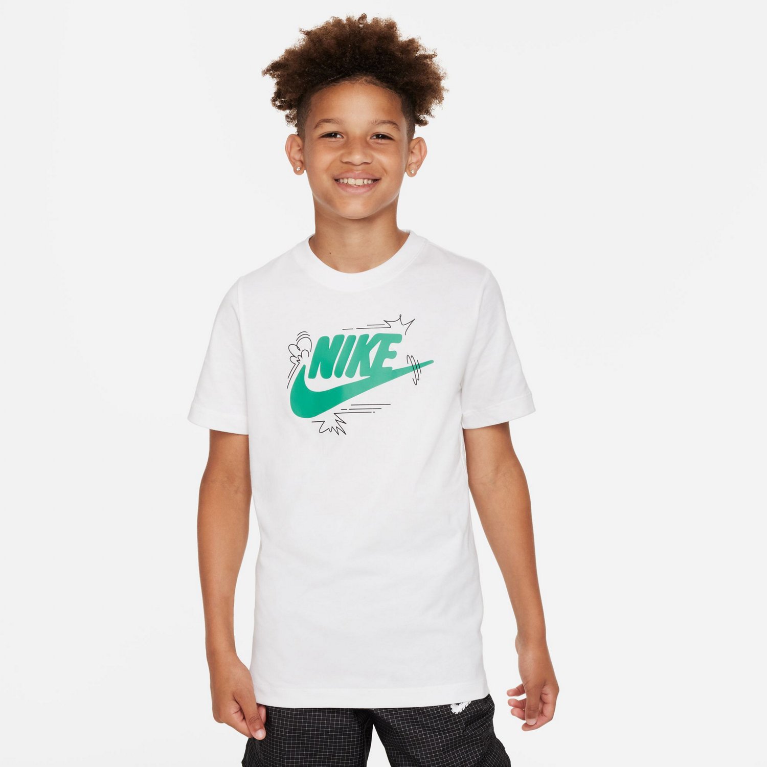 Nike Boys' NSW Club+ T-shirt