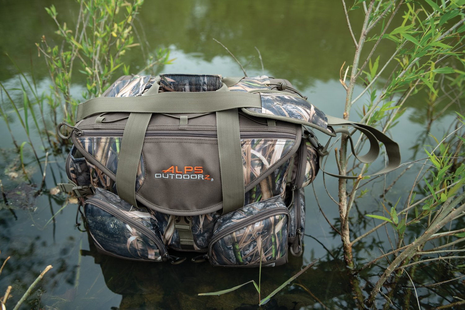 ALPS Outdoorz Standard Floating Deluxe Blind Bag Academy