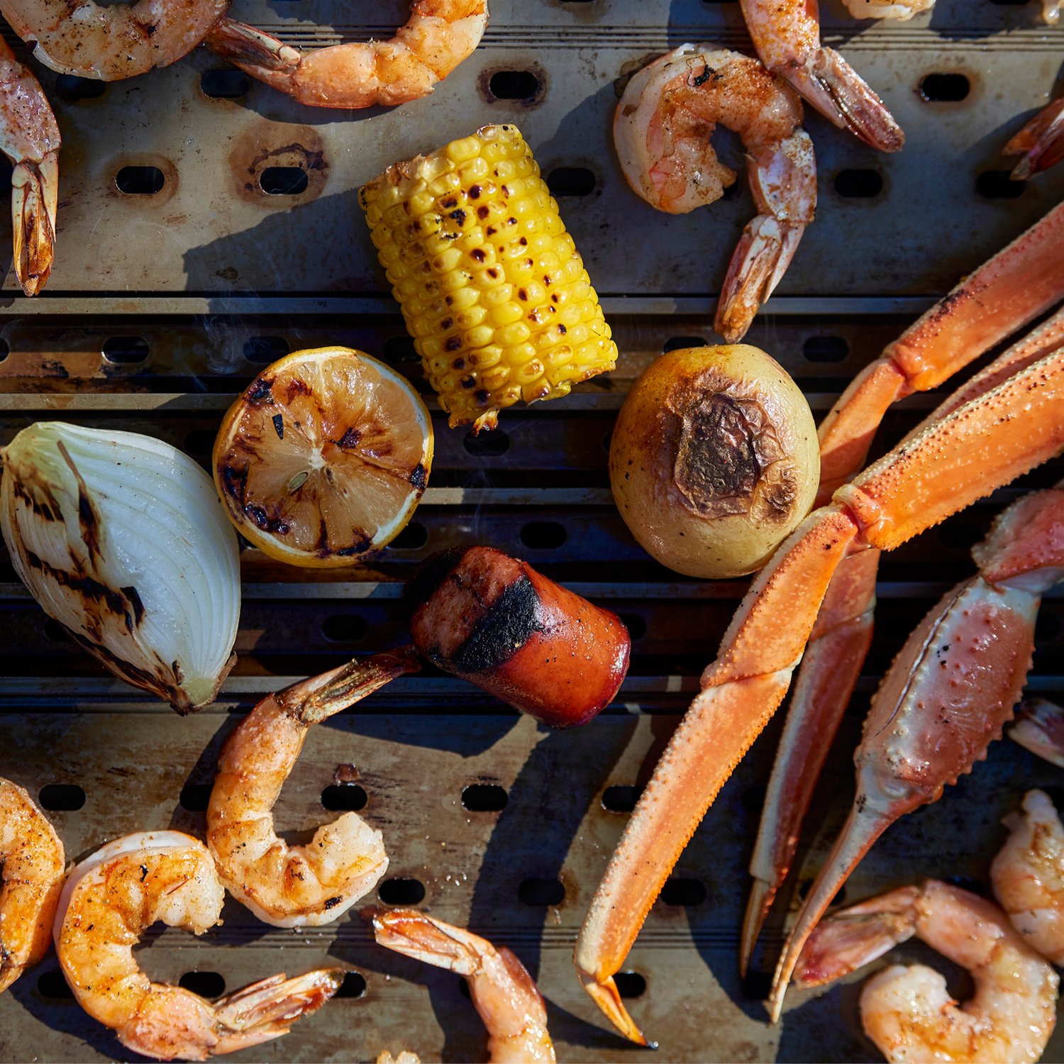 GrillGate Universal Grate for any Outdoor Grill Academy