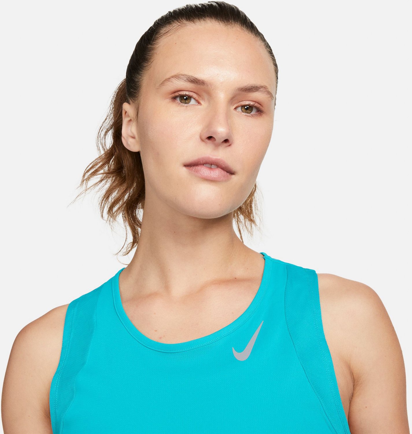 Nike Women's Dri-FIT Race Crop Tank Top - view number 3