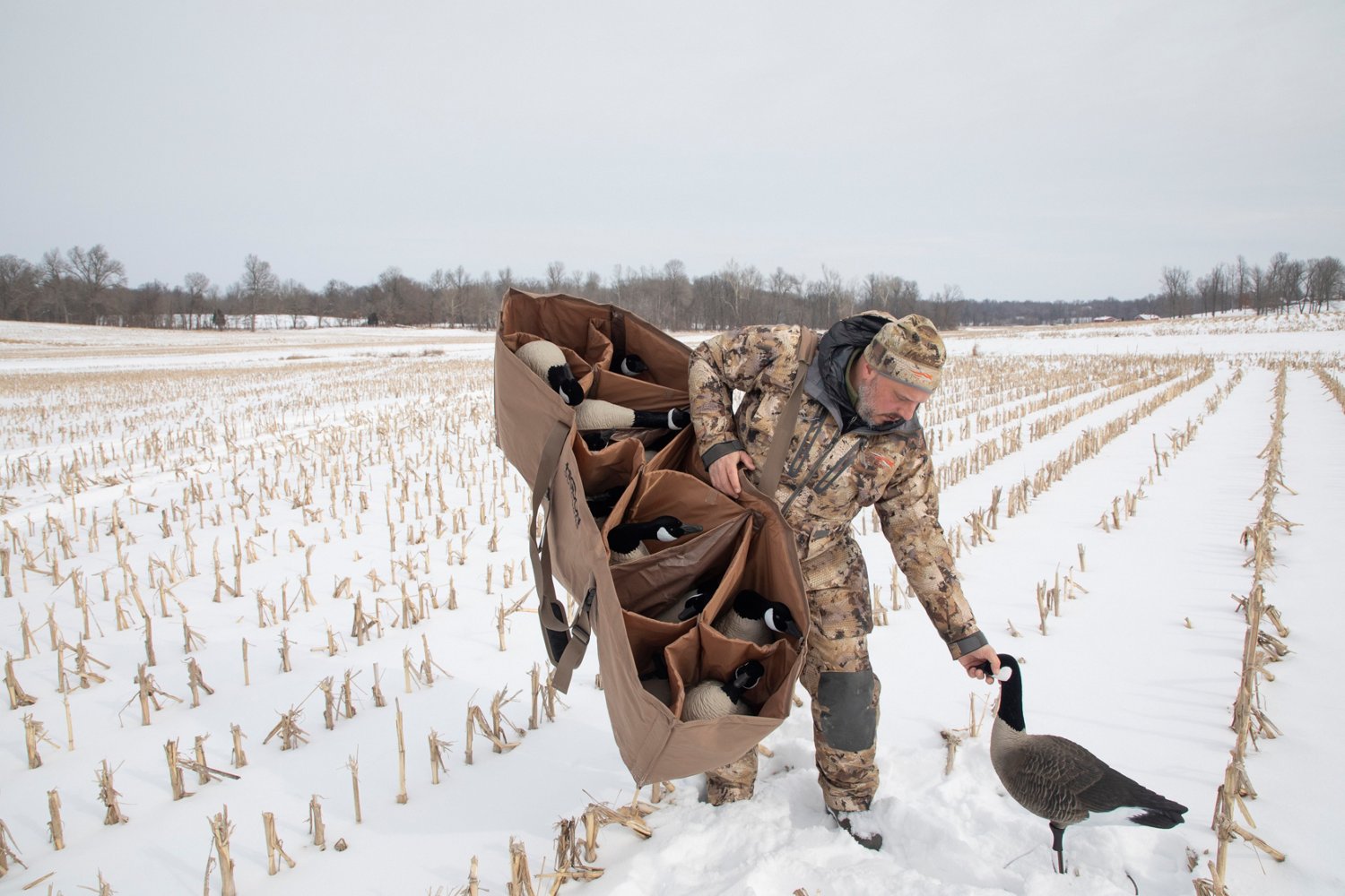 Higdon X-Slot Universal Goose Decoy Bag (3 to 12 Adjustment Slots) - view number 7