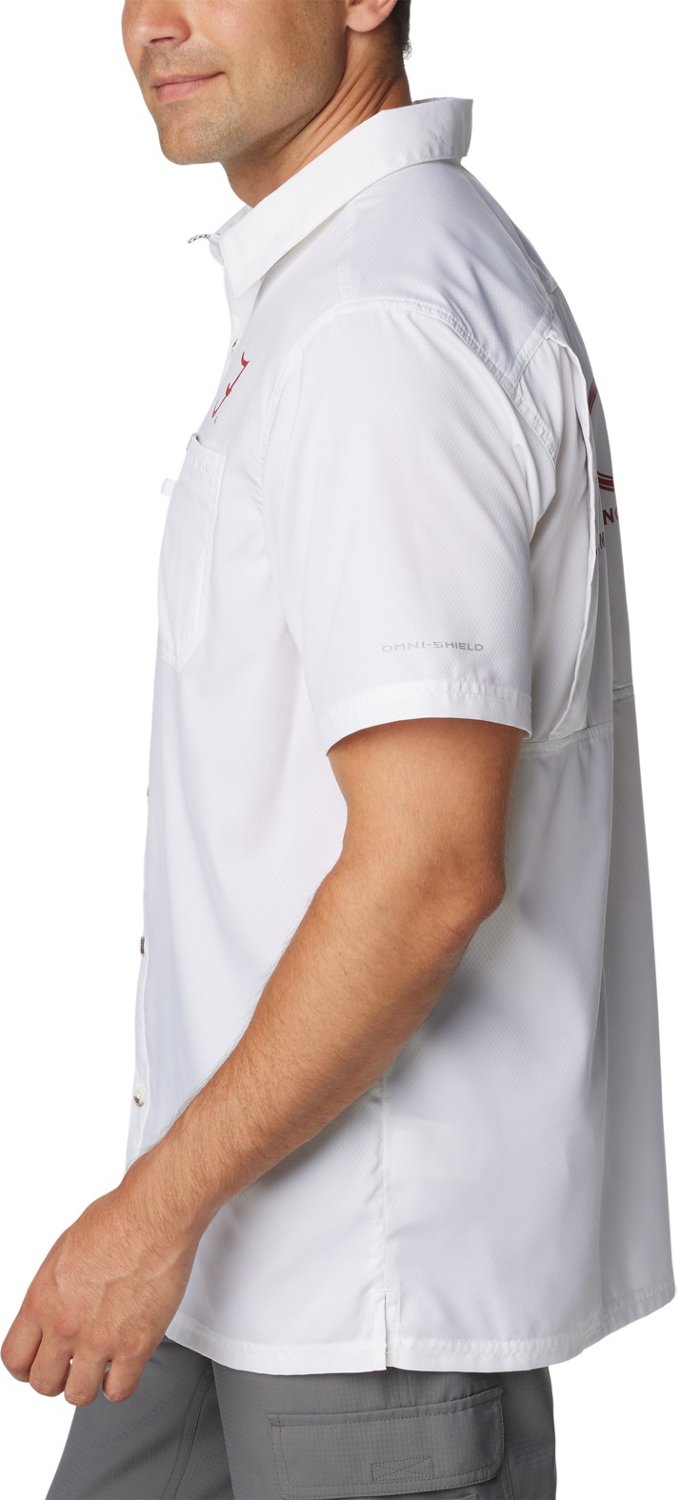 Columbia Sportswear Men's University of Alabama PFG Slack Tide Camp Button Down Shirt                                            - view number 3